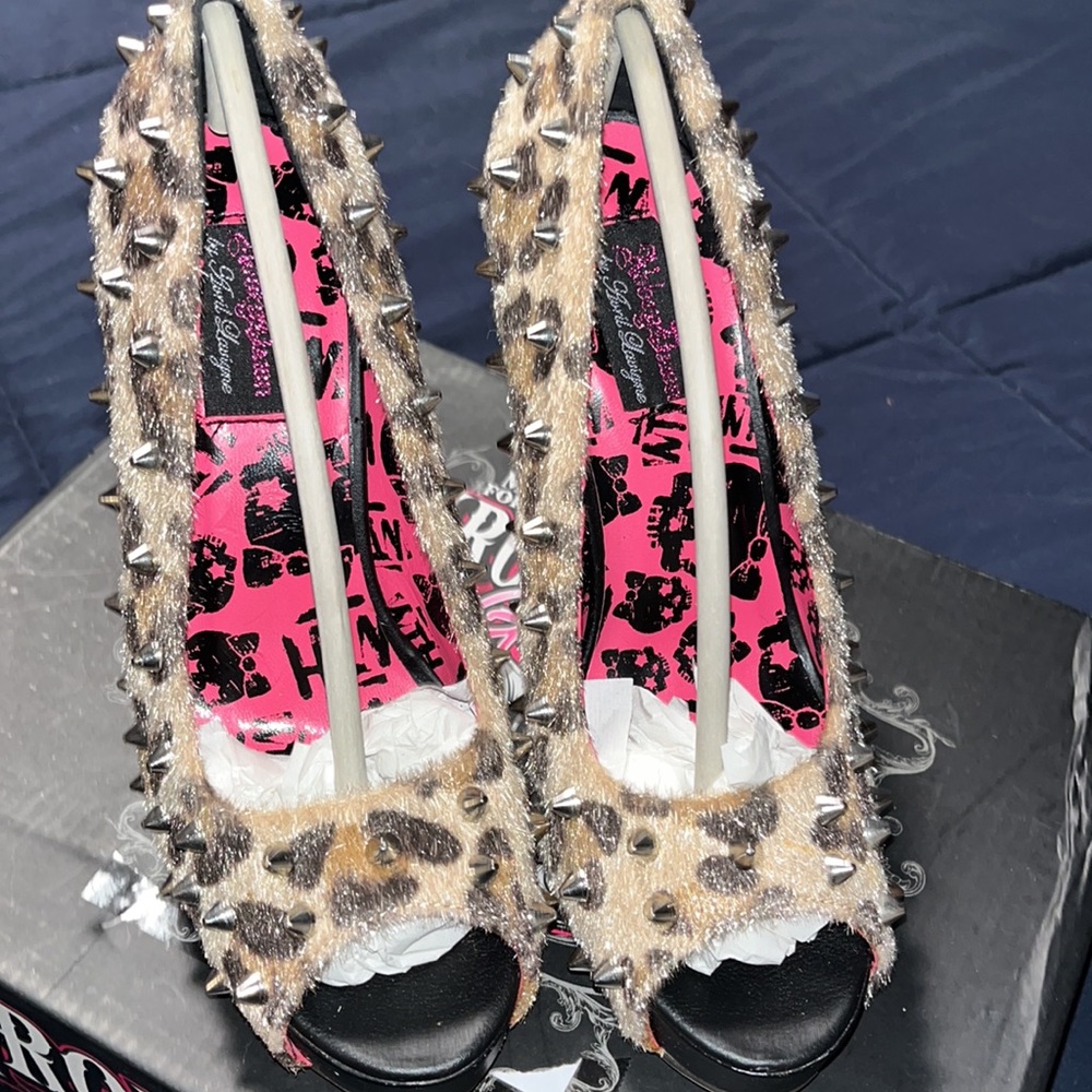 Iron Fist Abbey Dawn by Avril Lavigne spiked heels! - Picture 8 of 9